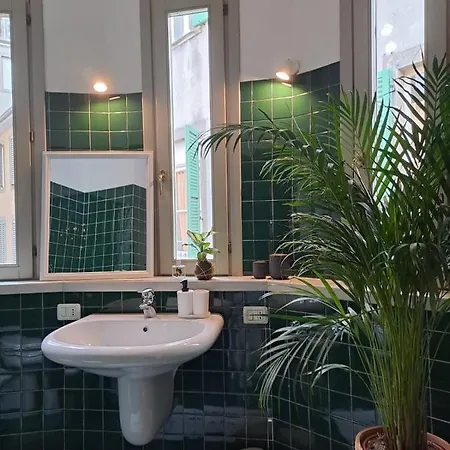 Myrrha Luxury Houses - Piazza Pontida 27 Bed & Breakfast Bergamo